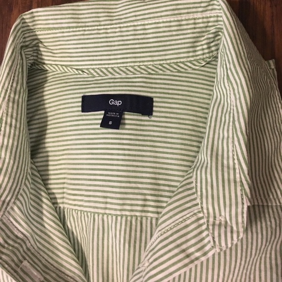 Green and white striped button-down - Picture 3 of 9